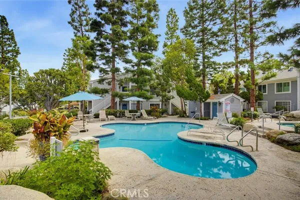 1326 W PARK 206