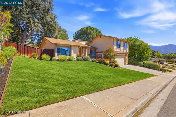 1859 YOLANDA CIR
