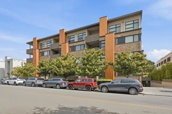 1838 OGDEN DR 110