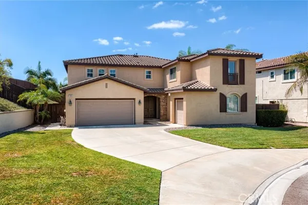 1093 MERIDIAN CT