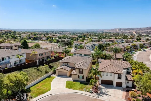 1093 MERIDIAN CT
