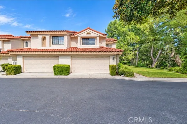 22915 COLOMBARD LN 4