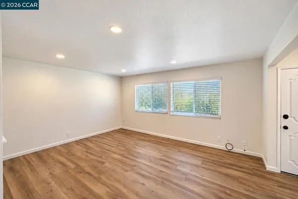1416 DEL RIO CIR B