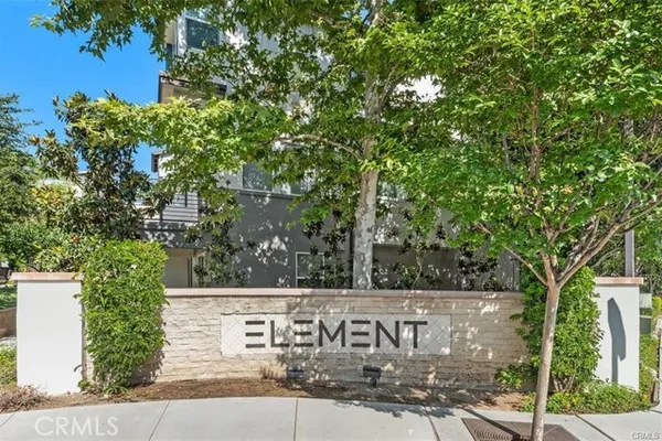 428 BROADWAY DR