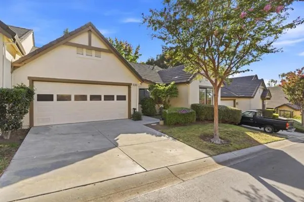 7526 MOREVERN CIR