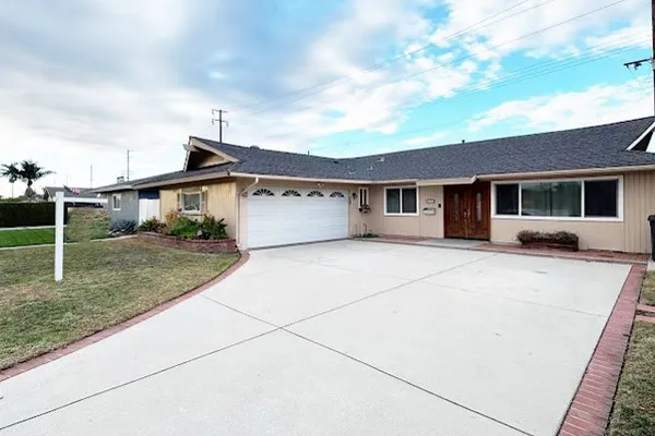 6631 WALTON DR