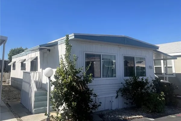 17700 S WESTERN AVE SPC 160