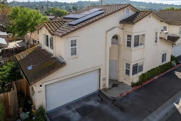 3143 LAMAR CT