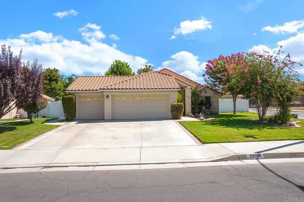 26064 AVENIDA HORTENSIA