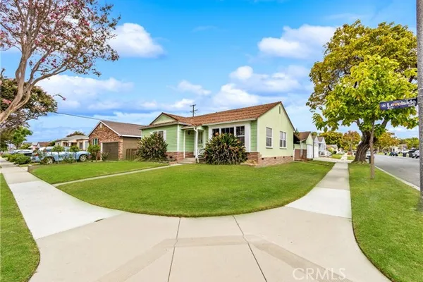 5102 LEVELSIDE AVE