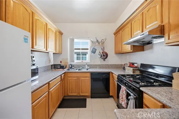 3711 BALDWIN ST 1205