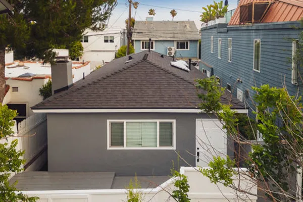806 NAVY ST