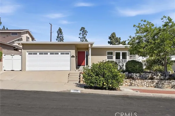 1706 MIRACOSTA ST
