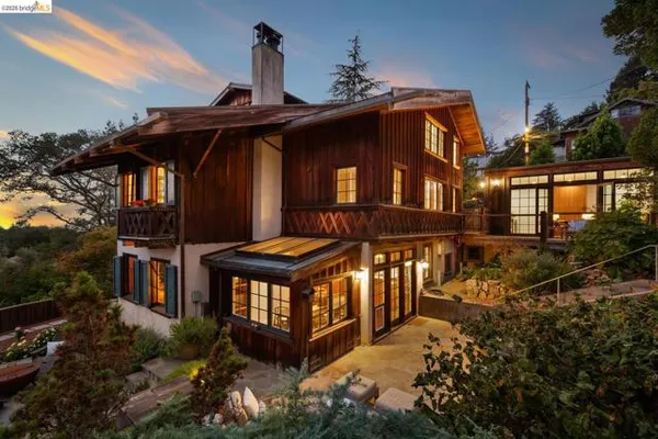 1705 LA LOMA AVE