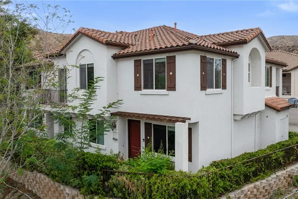 28024 CATHERINE DR