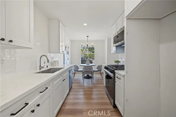 700 W LA VETA AVE N5