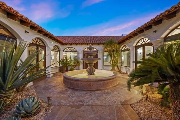 345 CREST LAKE DR