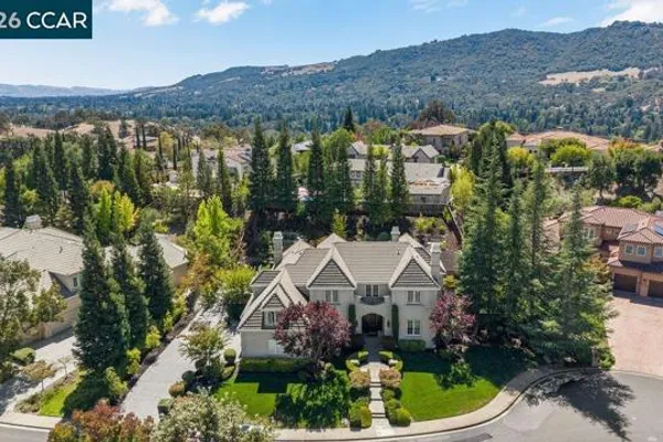 28 KIMBERLEY PL