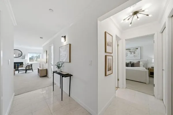 320 PENINSULA AVE 409