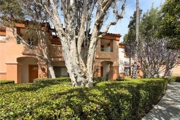 14 VILLA PT