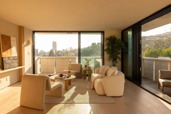 8787 SHOREHAM DR 901