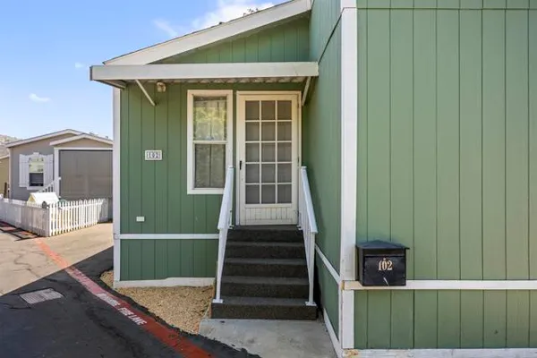 9902 JAMACHA BLVD SPC 102