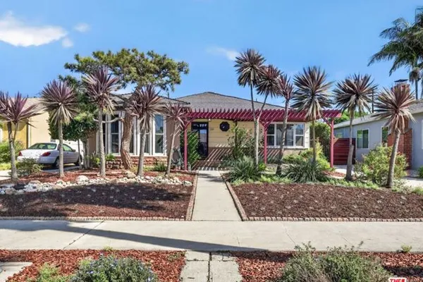 3516 S COCHRAN AVE