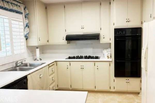 14851 JEFFREY RD 117