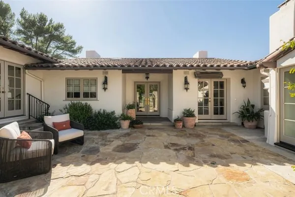 28 CABALLEROS RD