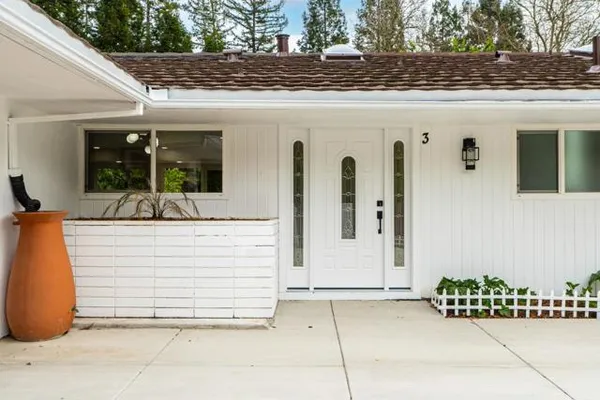 3 HARRAN CIR