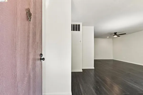 40 PARKVIEW TER
