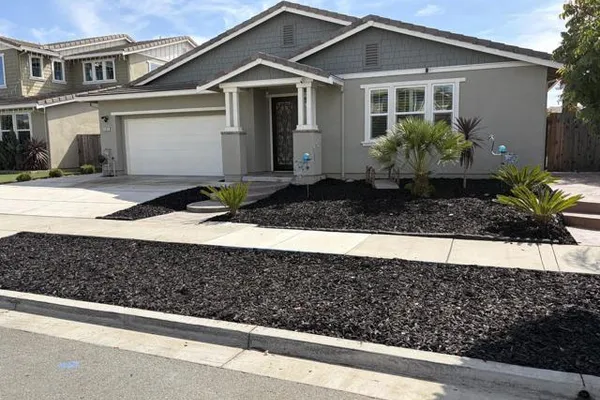 809 IBIS RD