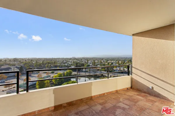 4265 MARINA CITY DR 701