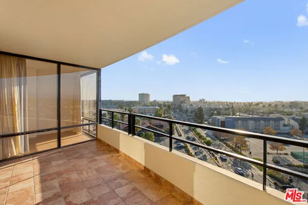 4265 MARINA CITY DR 701