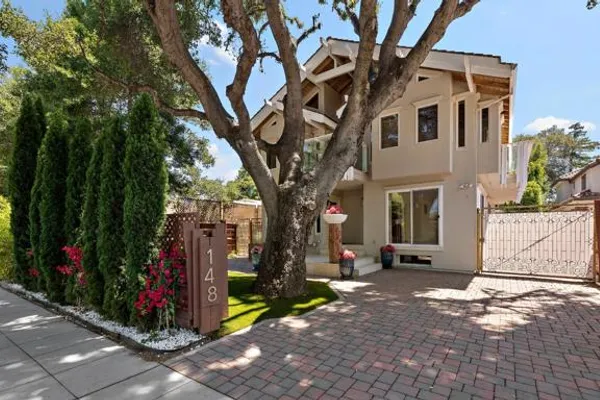 148 KINGSLEY AVE