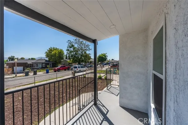 840 VALLEY VIEW DR