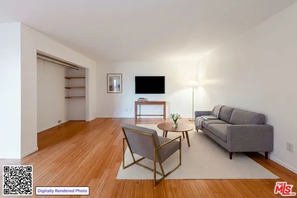532 N ROSSMORE AVE 108