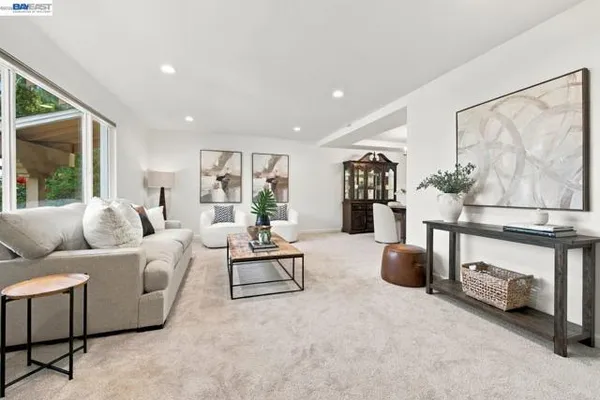 2451 PALMIRA PL