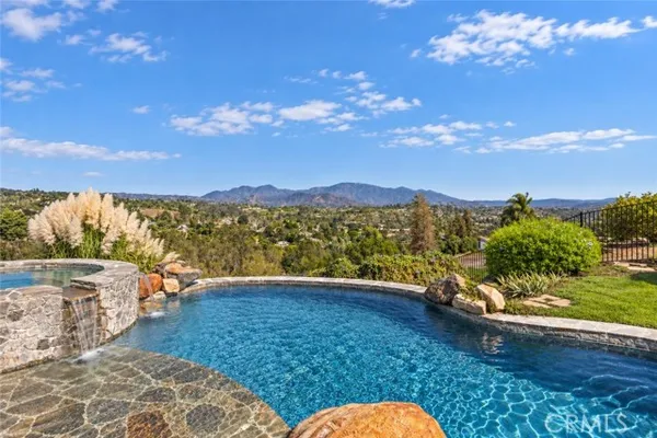 2278 LINDSEY CT