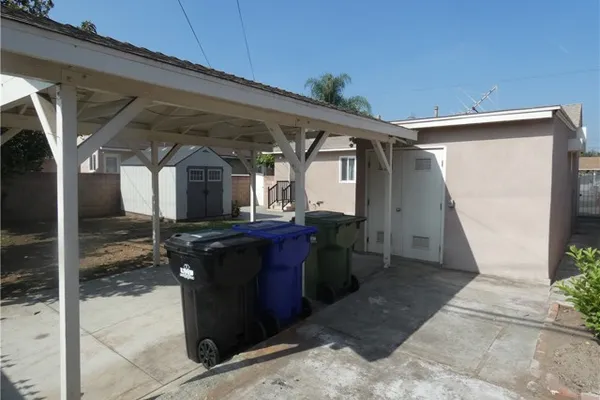 9608 BARTLEY AVE