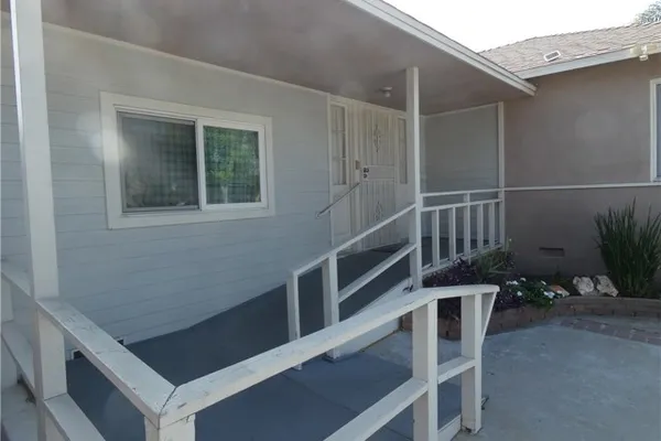 9608 BARTLEY AVE