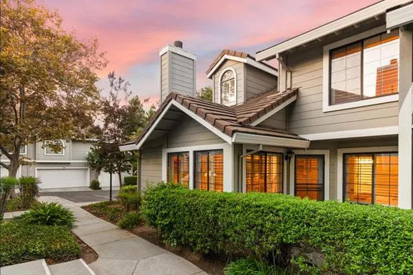 2584 YERBA BANK CT
