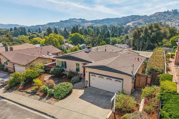 4038 FARISS LN
