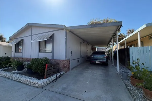 1721 E COLTON AVE SPC 94
