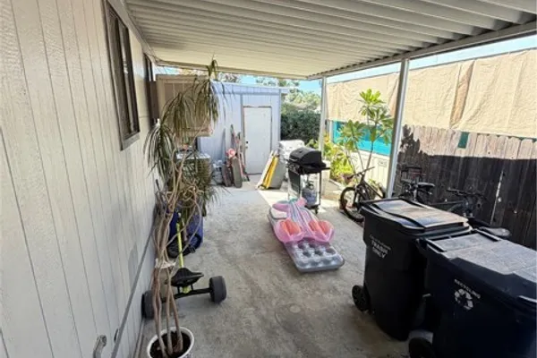 1721 E COLTON AVE SPC 94
