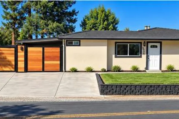 3121 COWELL RD