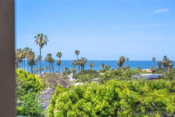 8361 CALLE DEL CIELO