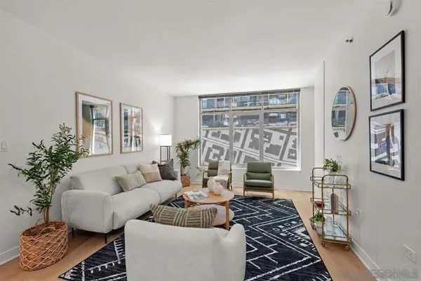 425 W BEECH ST 408