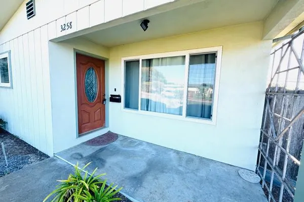 3258 VILLA CIR