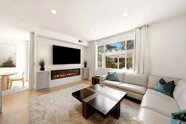 11843 WESTVIEW PKWY